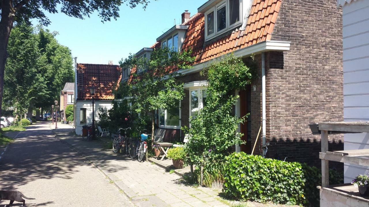 Family House Amsterdam Hotel Exterior photo